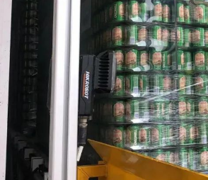 百年青啤邂逅智能制造！?？禉C器人為青島啤酒注入智造新活力